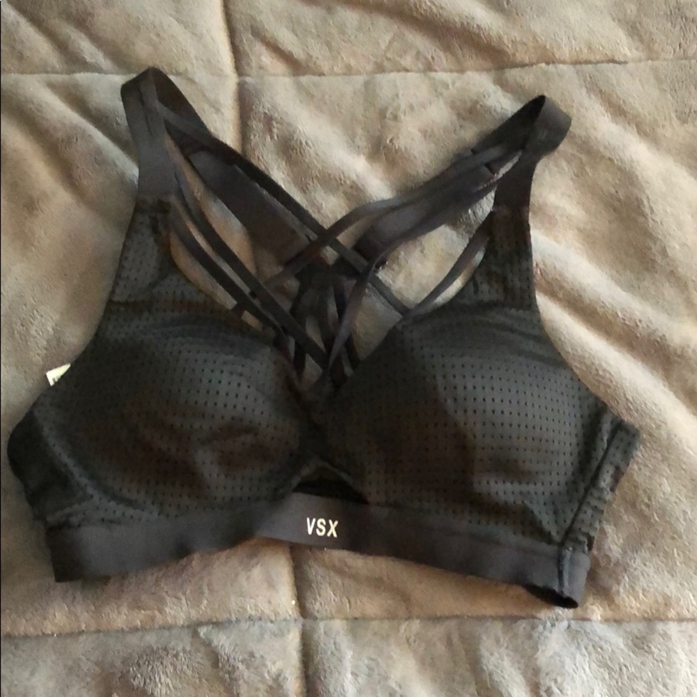 Sports bra